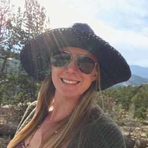 Meet your Posher, Kenzie